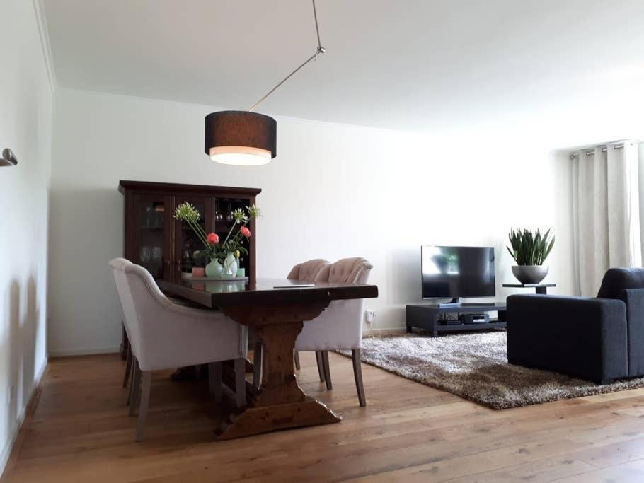 In The Old City Centre Of Edam, Unique Apartment. Екстер'єр фото
